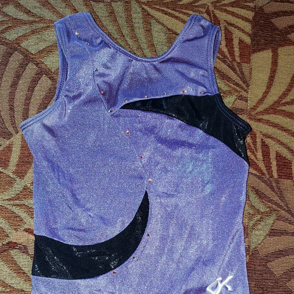 Leotards - Picture 2 of 8